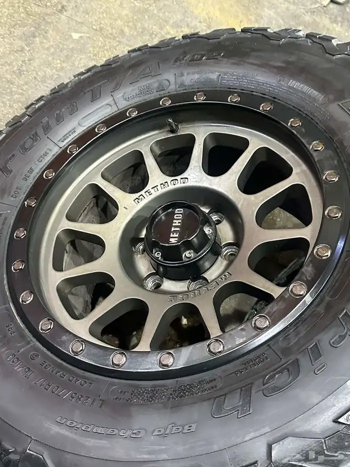 جنوط ميثود فيراني 6 مسمار مع كفرات نص حجري بي اف مقاس 17 2