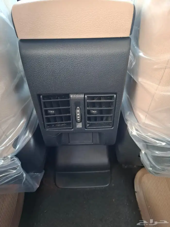 تويوتا يارس 2023 8