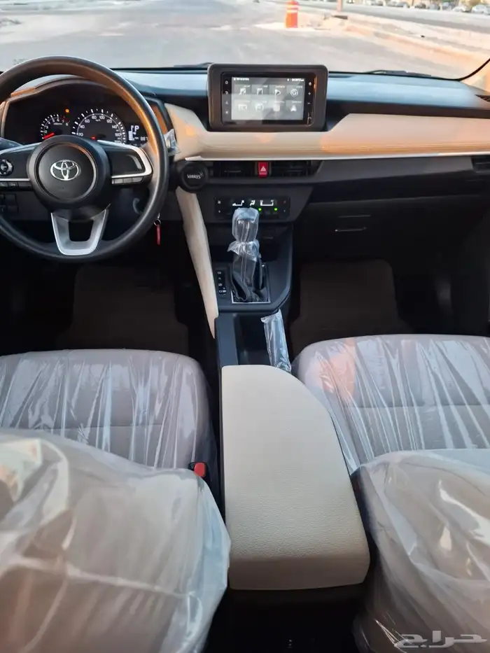 تويوتا يارس 2023 6