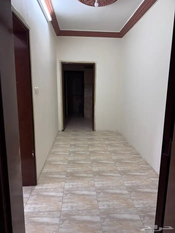 شقق وعمارة للإيجار في المخواة المثلث 3