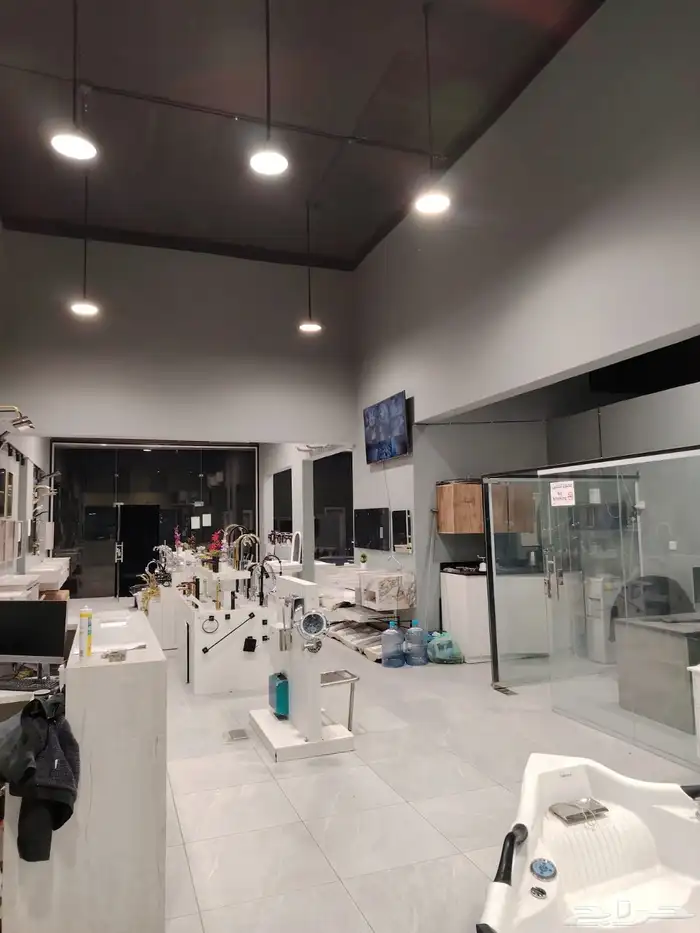 معرض للتقبيل او الايجار الطايف الصناعيه 1