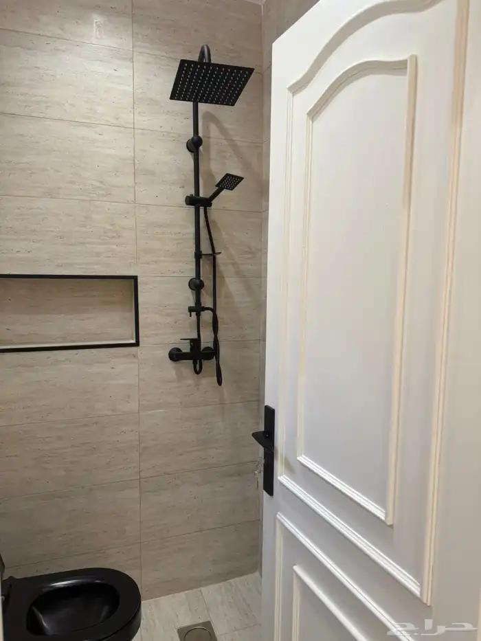 شقة مؤثثة للإيجار السنوي 5