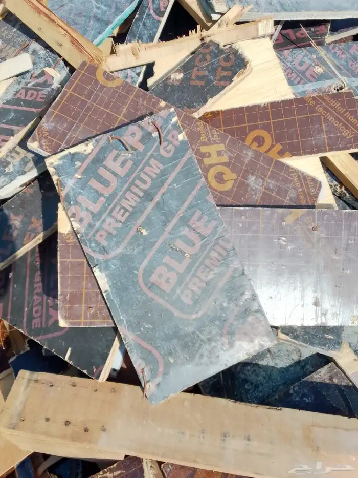 ابواب خشب للبيع خشب بليوت. اخشاب مرابيع أبواب على 7 ريال 13