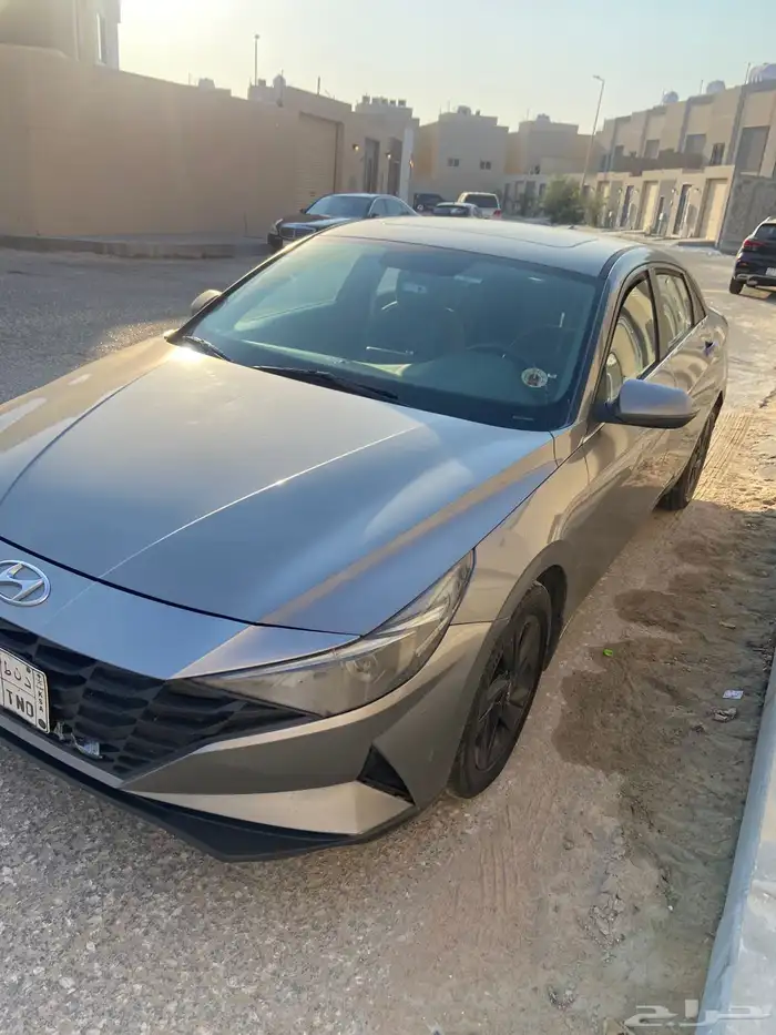 هيونداي إلنترا 2021 نصف فل  استخدام نظيف جدا 5