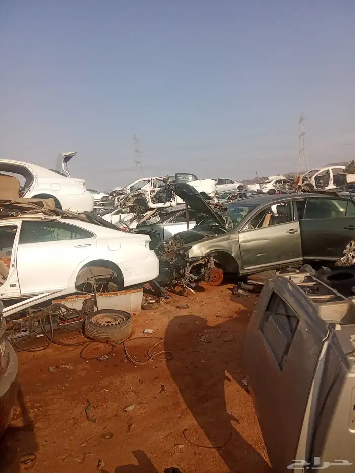 تشليح الحمدانية يوجد لدينا جميع انواع قطع الغيار مع الضمان و 9