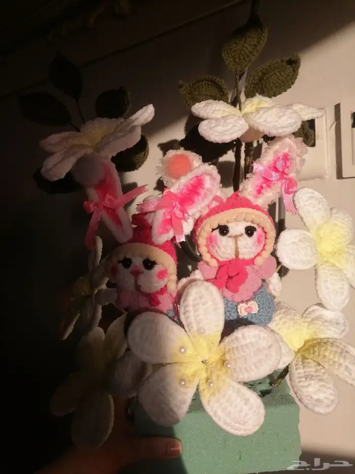 باقات ورد ودمى حياكة يدوية بخيوط القطيفة 5