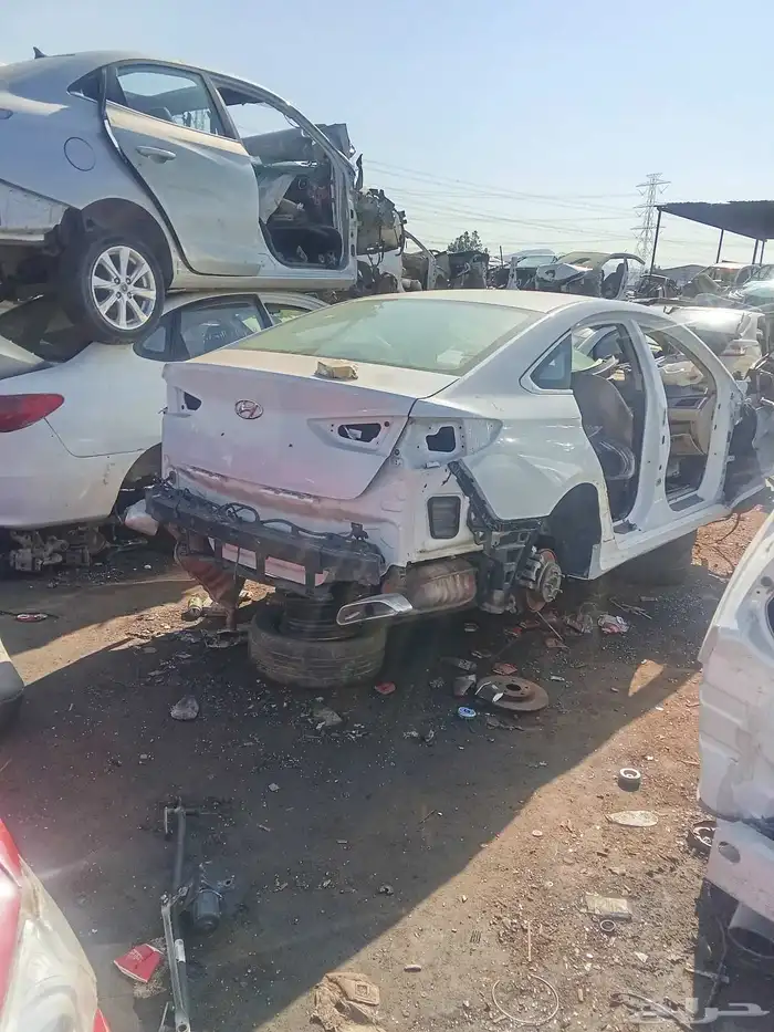 تشليح الحمدانية يوجد لدينا جميع انواع قطع الغيار مع الضمان و 7