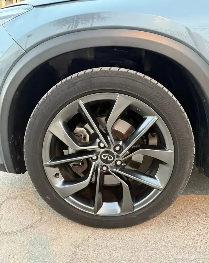 نيسان إنفينيتي QX50 موديل 2022 3