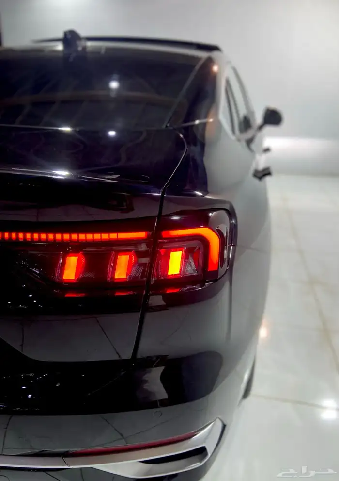 فورد تورس   تيتانيوم   2024 25