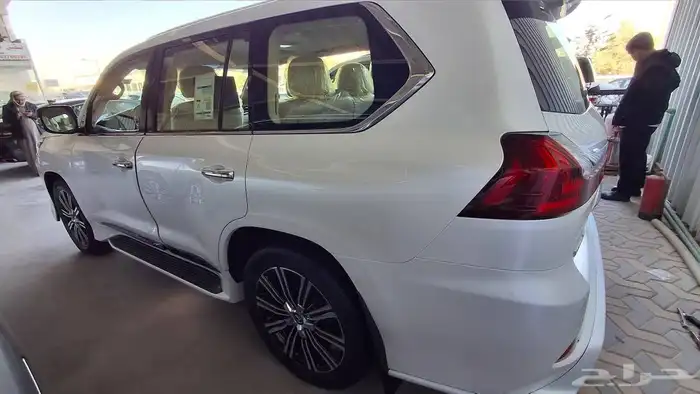 لكزس LX 2018 S570 مستعملة مفحوصة مضمونه مصينة 2