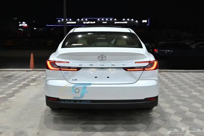 تويوتا كامري LE 2025 13