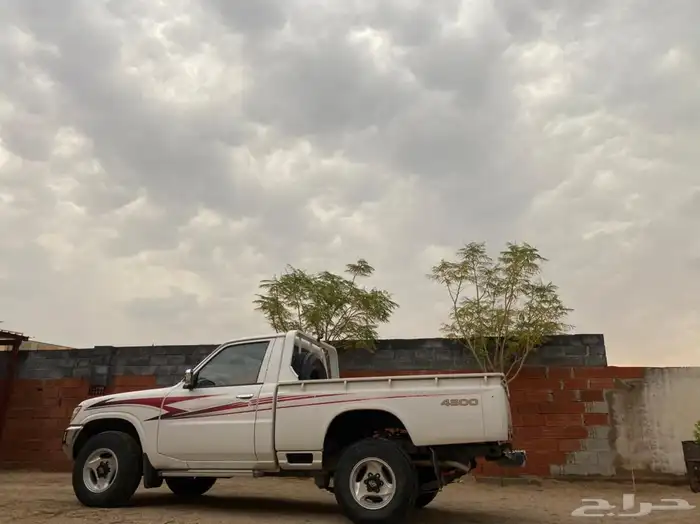 جيب نيسان موديل 2006 ماشي 130 الف 3