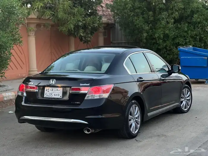 هوندا اكورد 2012 ليمتد اصل نظيفة جدا 19