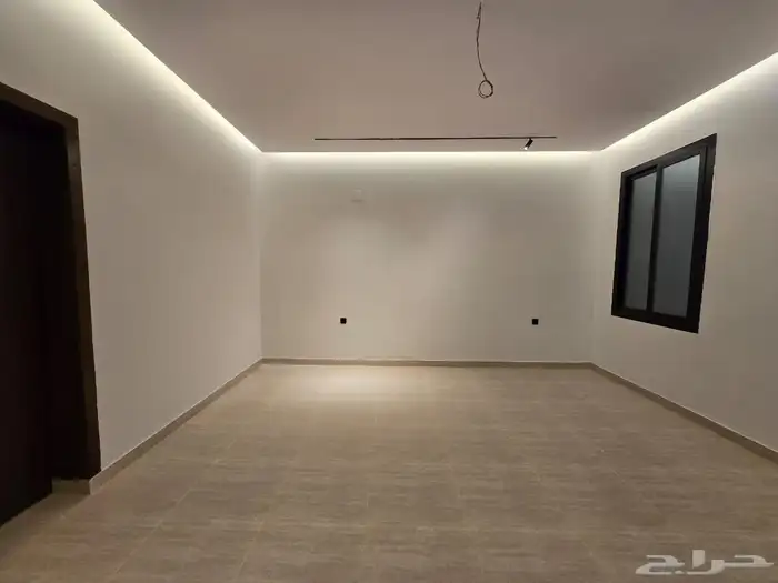 دور ارضي فاخر للبيع بحي الرحمانيه جده 3