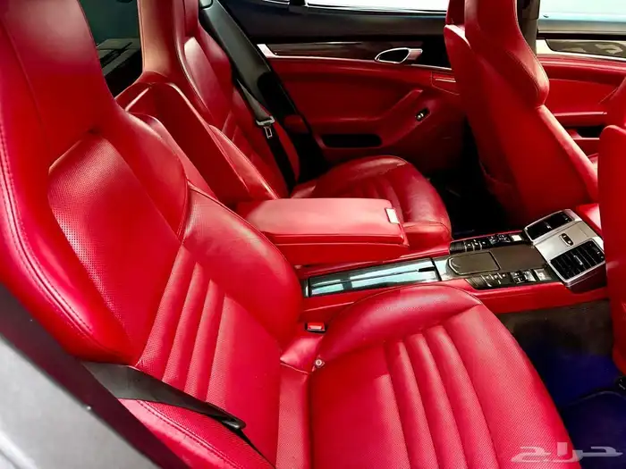 بورش بانوميراGTS 2015 16