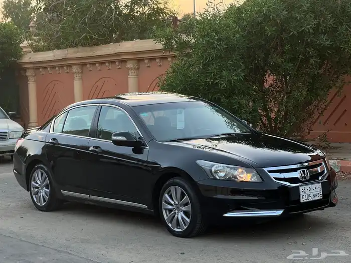 هوندا اكورد 2012 ليمتد اصل نظيفة جدا 1