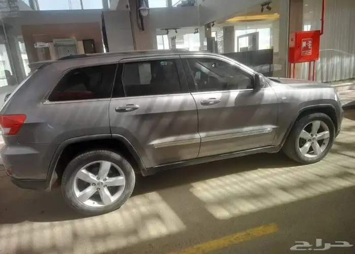 جيب جراند شيروكي 0