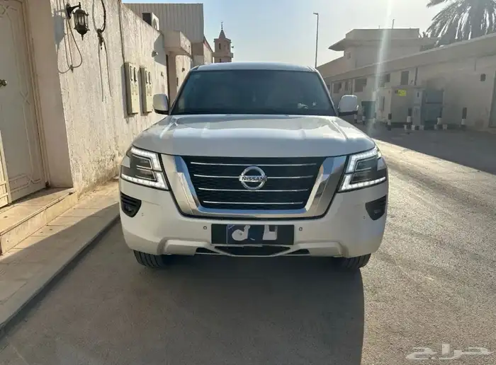 باترول 2020 SE   أبيض 1