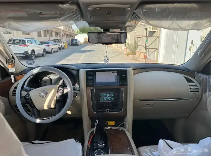 باترول 2020 SE   أبيض 14