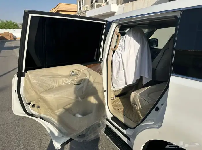 باترول 2020 SE   أبيض 11