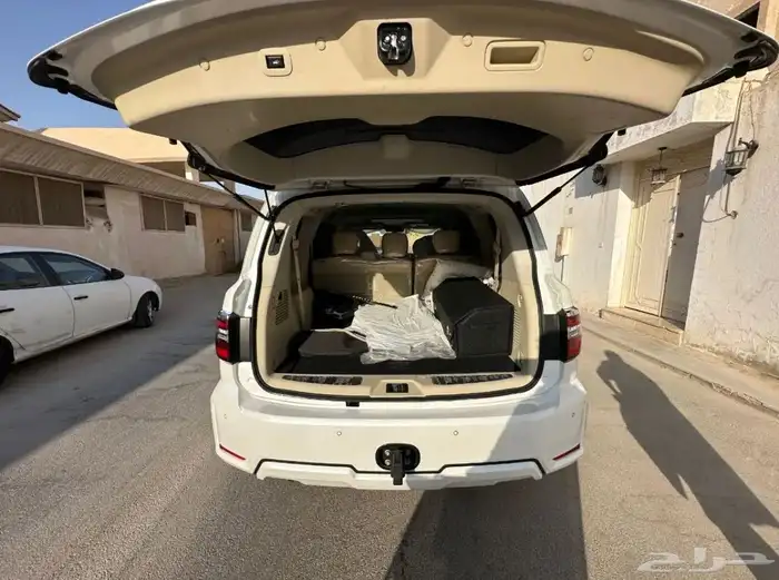 باترول 2020 SE   أبيض 19