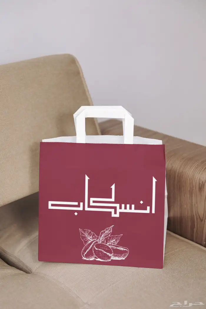 انا مصممه جرافيك ابحث عن عمل عن بعد 9