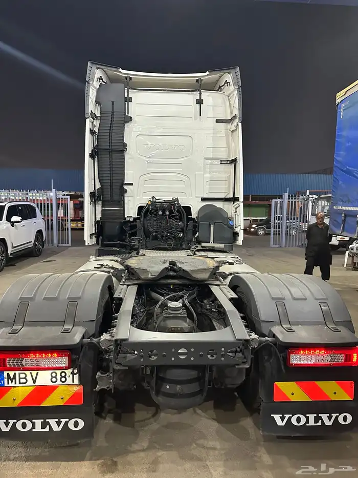 فولفو راس تريلا 2022 بطاقة جمركية 4