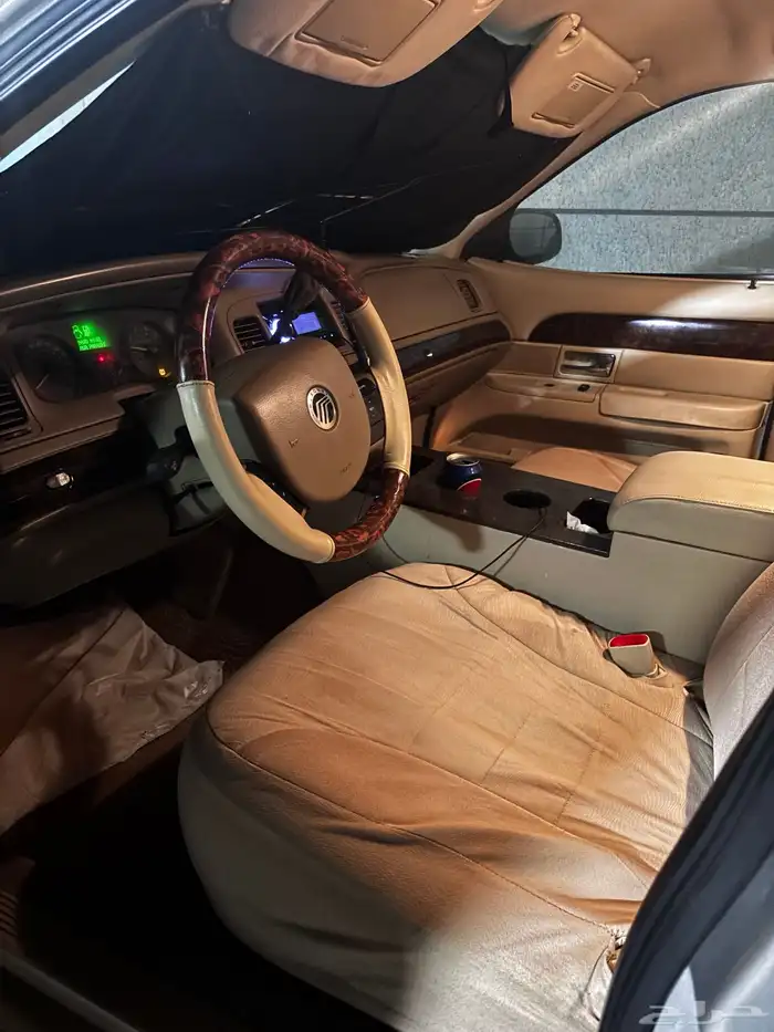 فورد مركيز 2010 1