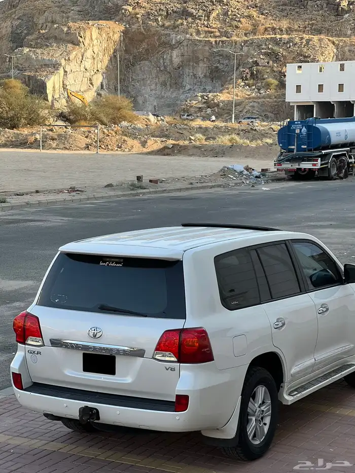 لاندكروزرGxr2013 6