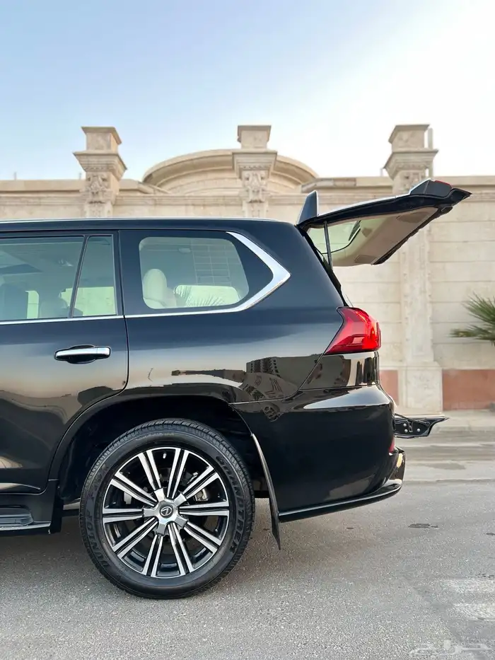 لكزس LX570s فل DD ممشى قليل قمة النظافة 2021 سعودي وكالة 61