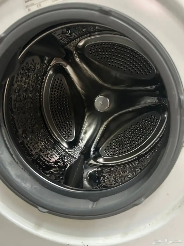 تلاجه UGING 199 L نضيفة و غساله LG 7k مقبض الباب مكسور 0