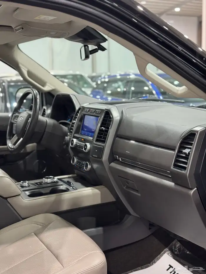 فورد اكسبيدشن موديل 2021 - XLT عداد 110 الف كيلو فقط 10