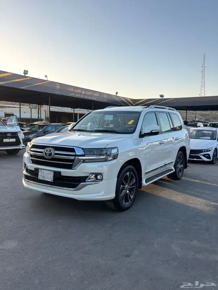 تويوتا لاند كروزر 2019 0