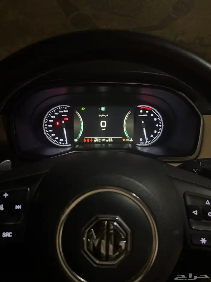 ام جي ار اكس 8 فل موديل 2022 (الممشى 40 الف) اخو الجديد 0