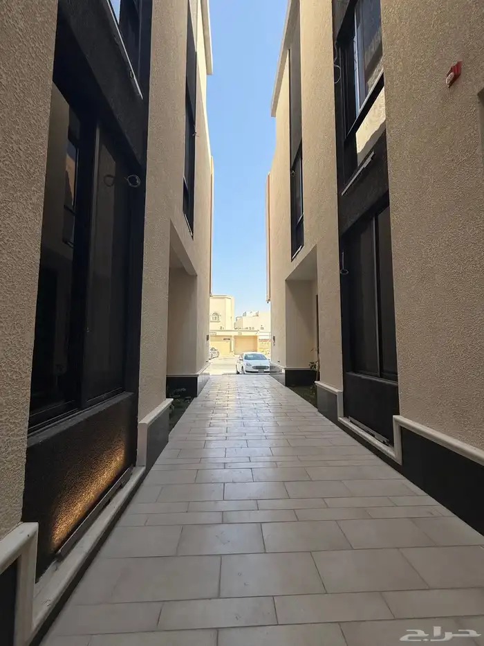 شقة فاخرة للإيجار بحي الصفا 1