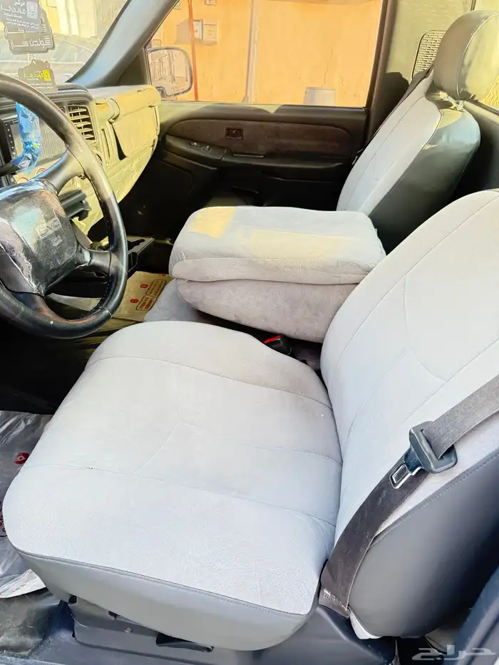 وانيت 2000 البيع جي ام سي 9