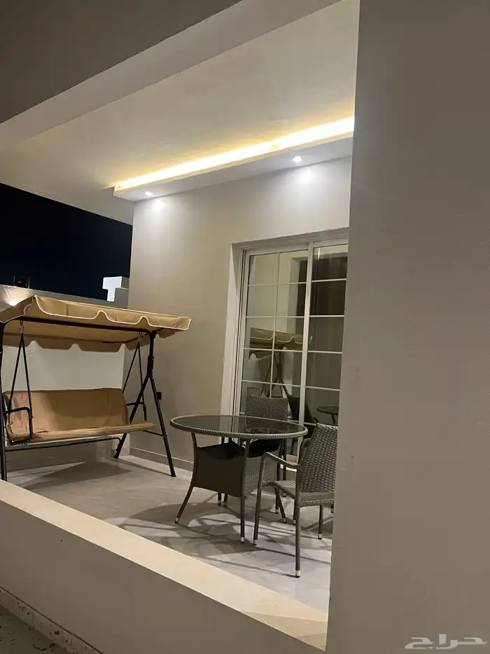 شاليه Florance فلورنسا عرض الخريف 24