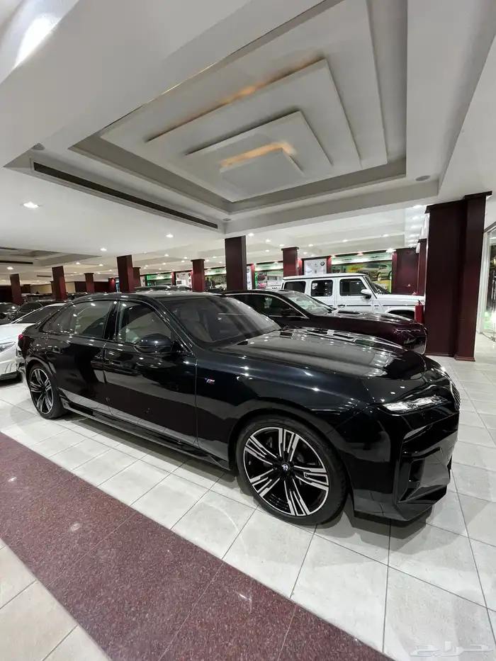 بي إم دبليو 735i 2026 1