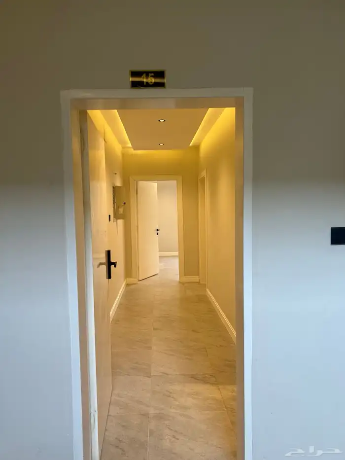 شقه للايجار بحي المونسيه 9