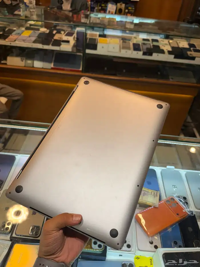 ماك بوك برو 512 قيقاء 16 أنش حجم الشاشة رام المعالج16 9