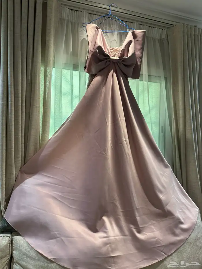 فساتين نسائية و اطفال للبيع 19