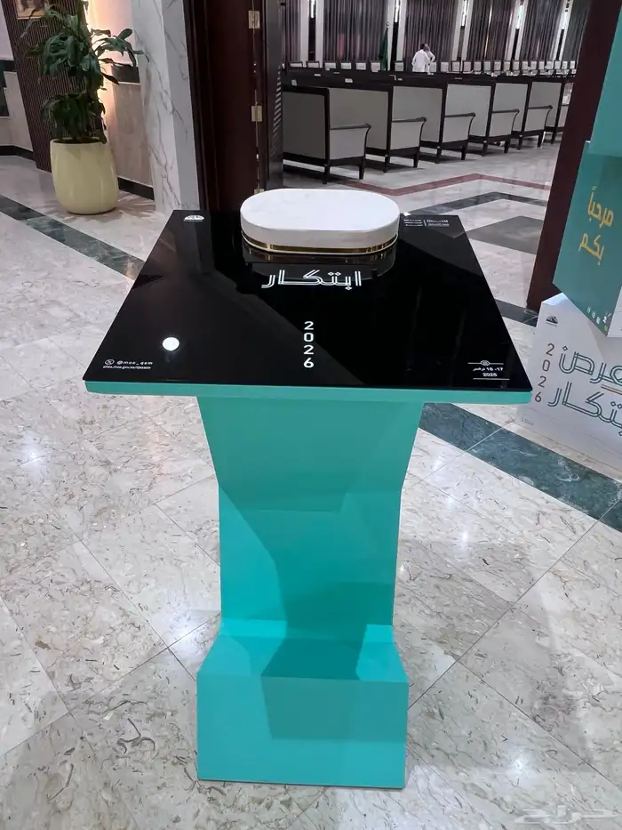 طباعة وتنفيذ كافة انواع البنر والستكر واللوحات المضيئة 4