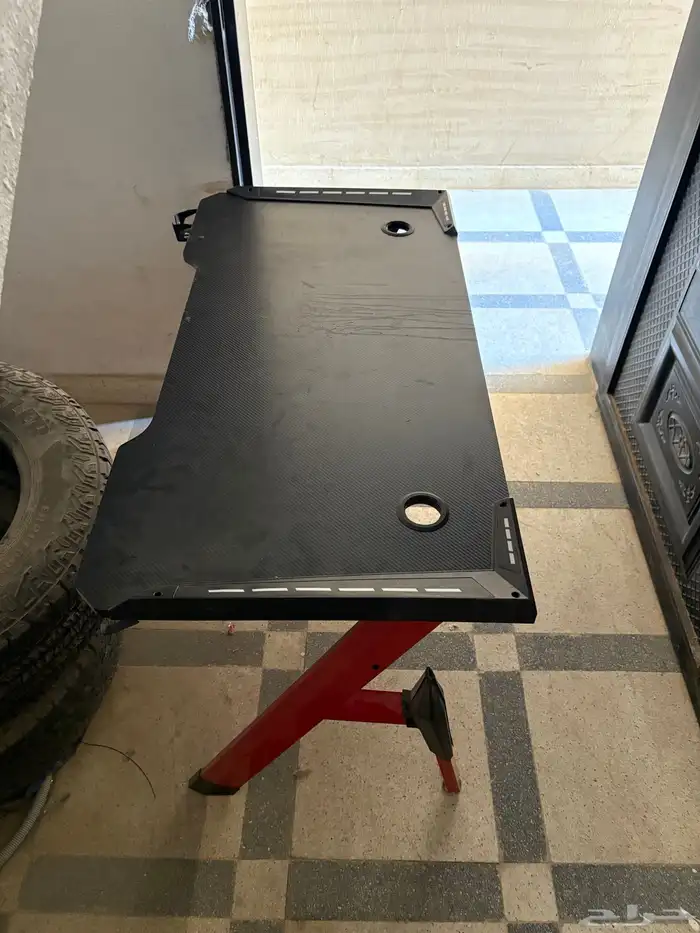 طاولة قيمنق 1