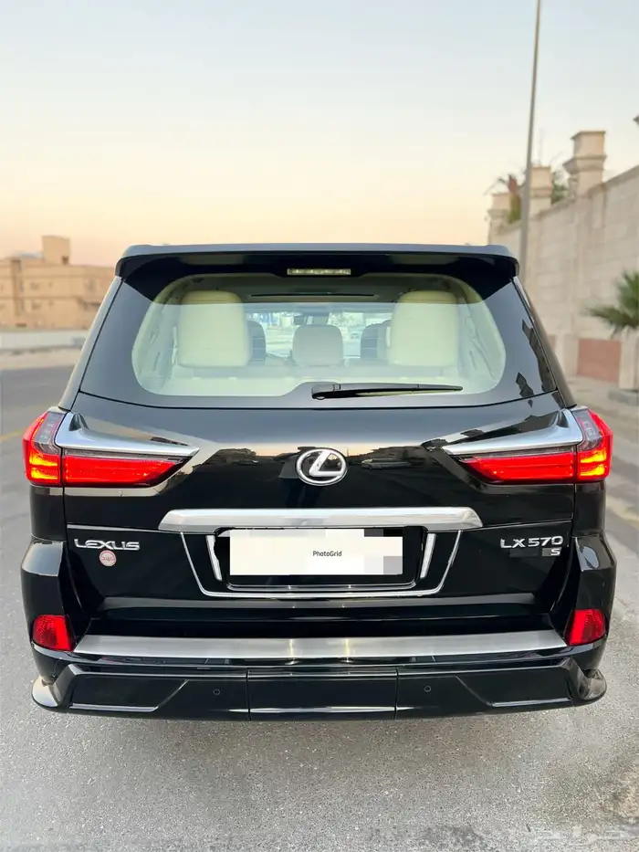 لكزس LX570s فل DD ممشى قليل قمة النظافة 2021 سعودي وكالة 19