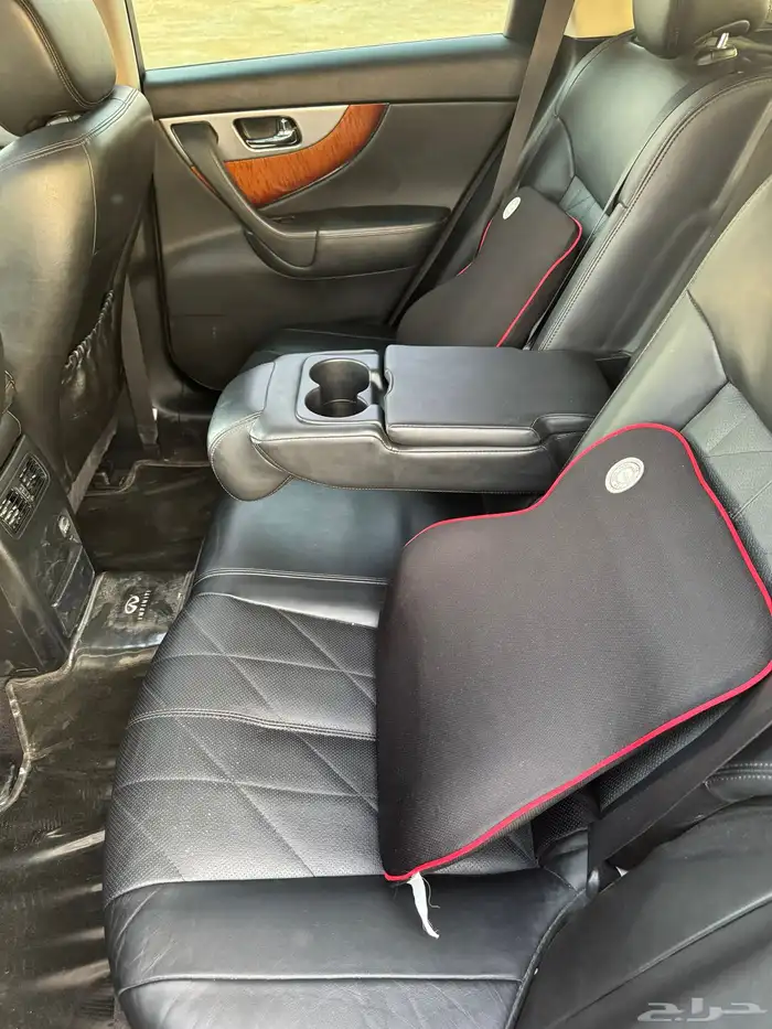 انفينتي QX70 فل كامل اقبل البدل المناسب 15