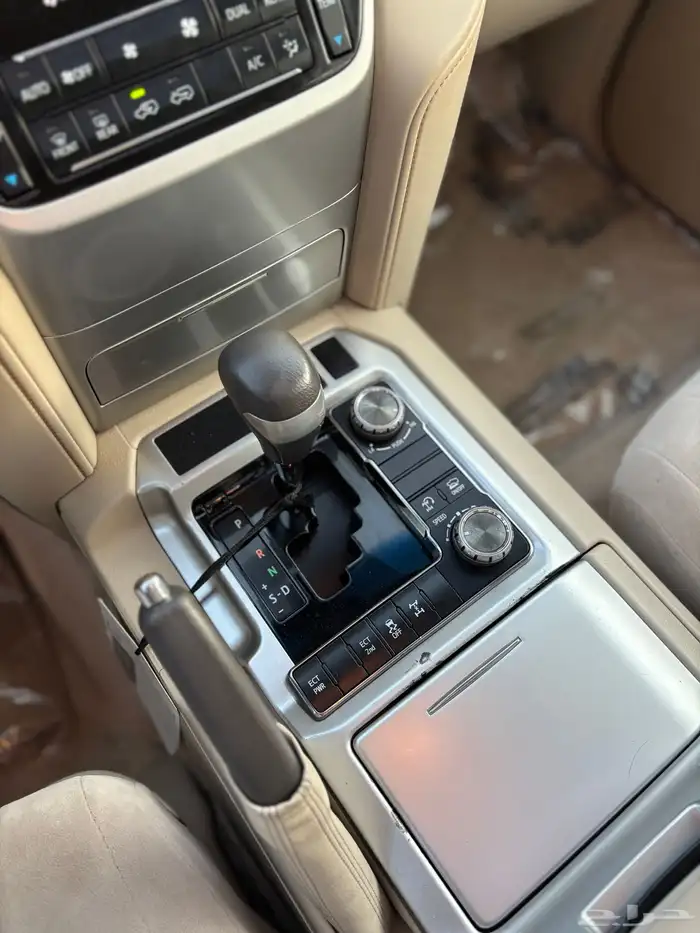 تويوتا لاند كروزر 2019 12