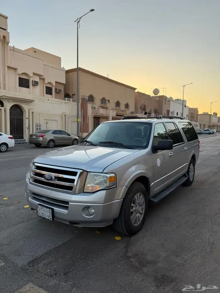 فورد اكسبدشن 2010 شاص طويل مخزن ممشى قليل 1