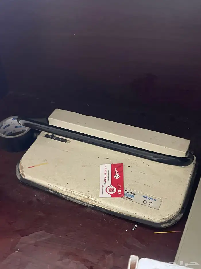 اغراض مكتبة كامله للبيع 17