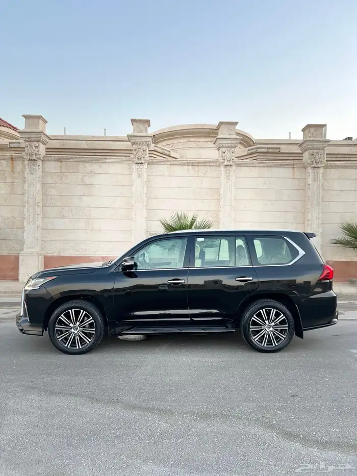 لكزس LX570s فل DD ممشى قليل قمة النظافة 2021 سعودي وكالة 7