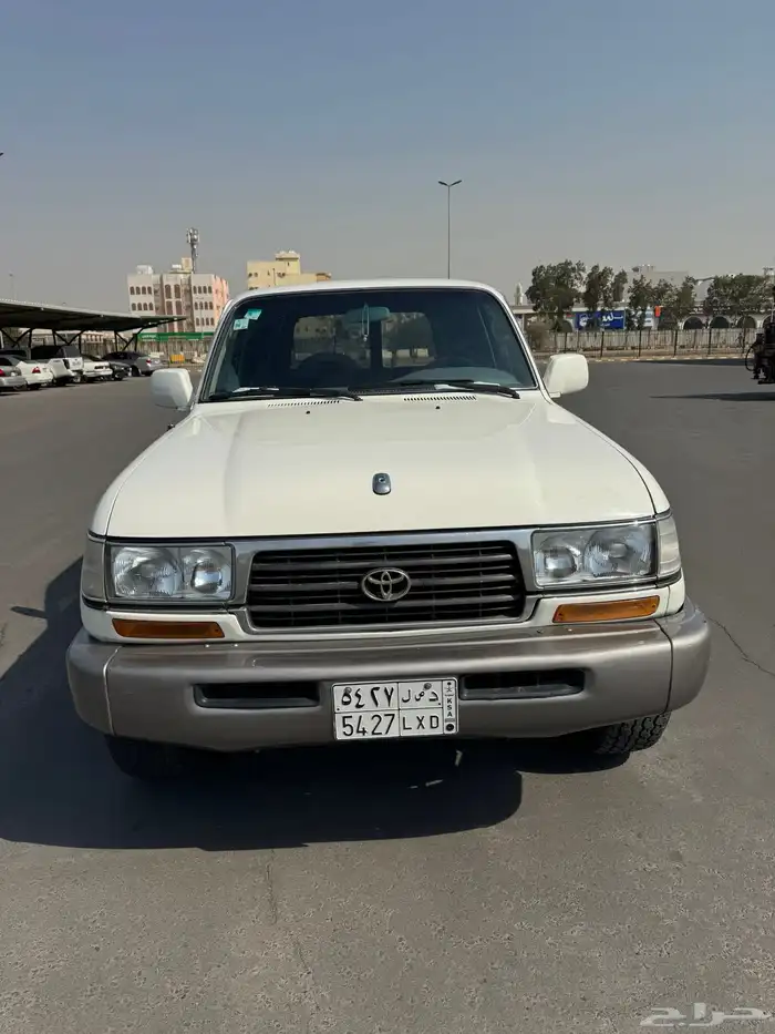جي اكس ار صالون جيب موديل 97 تويوتا لاندكروزر 10